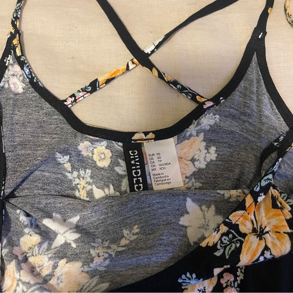 Divided Black Floral Strappy Romper - Picture 4 of 4